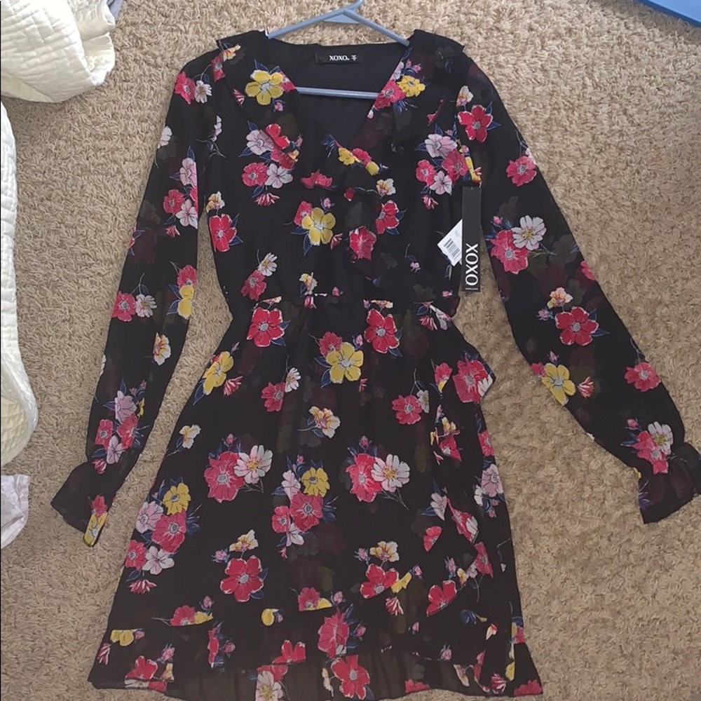 NWT XOXO Dress floral black xs